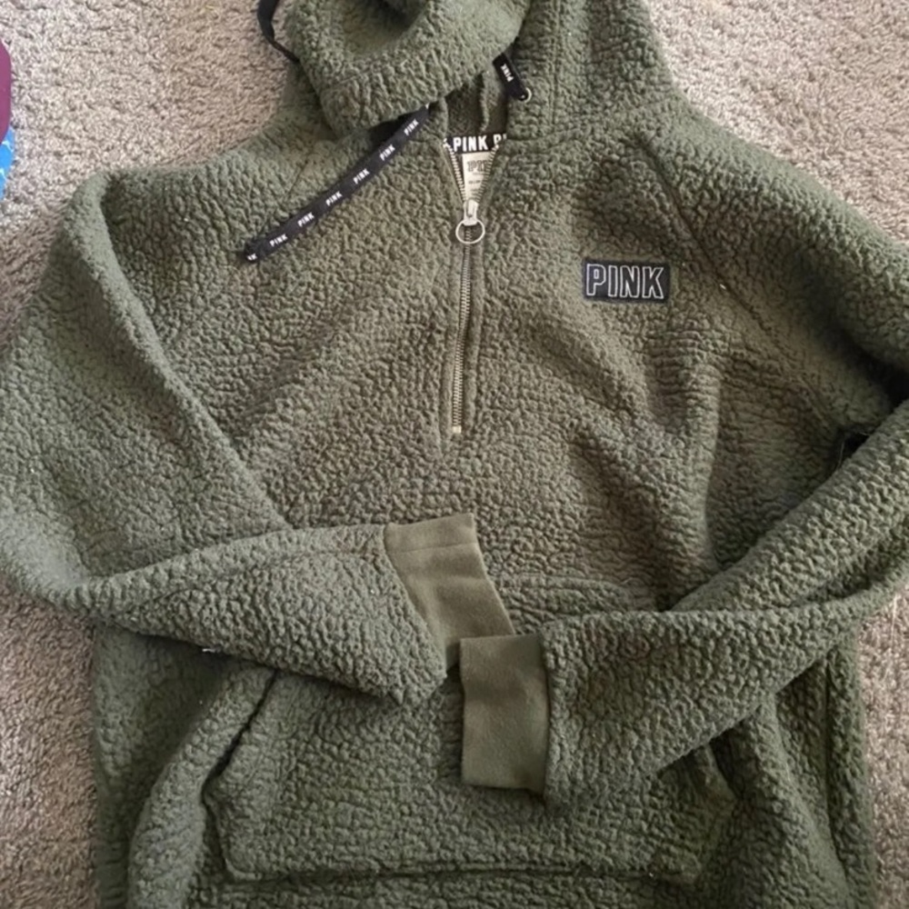 Vs pink hooded Sherpa